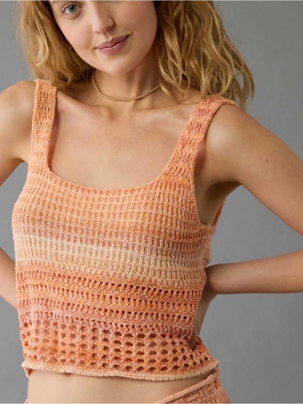 Women’s Peach Crochet Tank Top - Soft Gradient Knit M